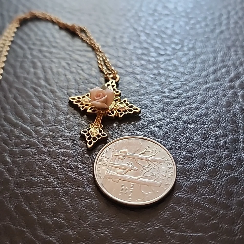 1928 Gold Necklace with Pink Rose Cross Pendant - Picture 9 of 10
